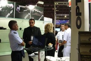 Bei LAAD 2011 in Rio de Janeiro haben sich die Weltf?hrer in der Verteidigung und Sicherheit getroffen.