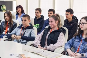 ДЕН НА ОТВОРЕНИ ВРАТИ В  „ОПТИКС“_4