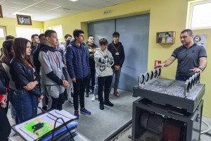 ДЕН НА ОТВОРЕНИ ВРАТИ В  „ОПТИКС“_8